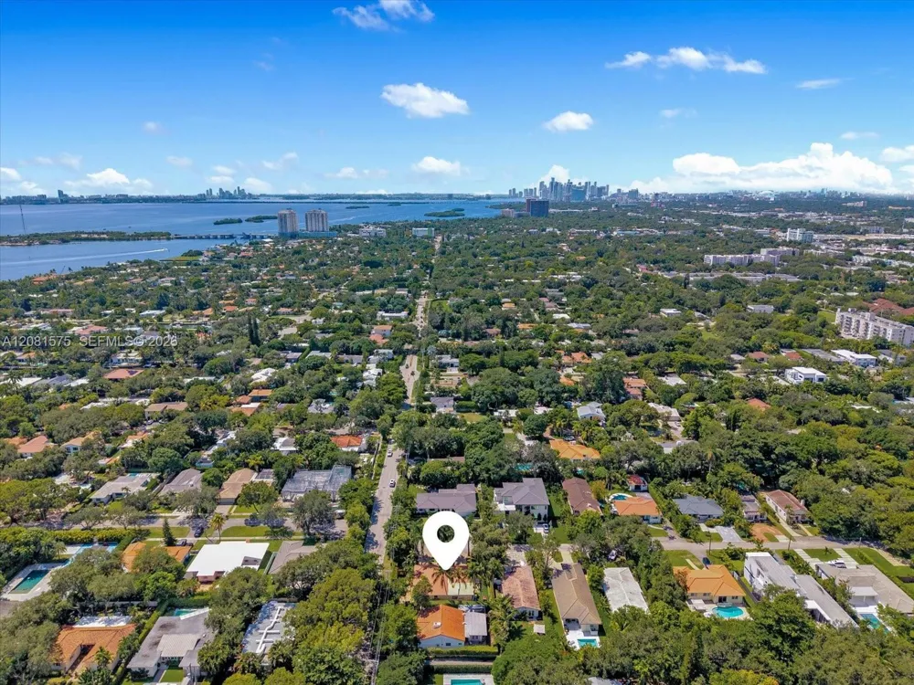 9204 NE 10th Ave Miami Shores, FL 33138