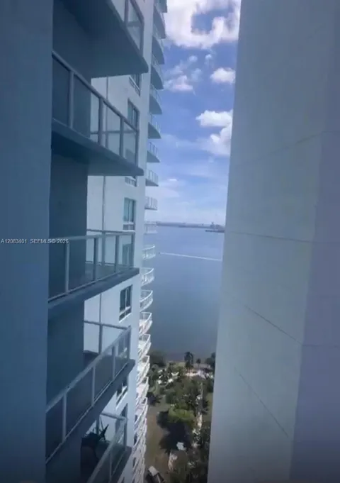 1900 Bayshore Dr #3007