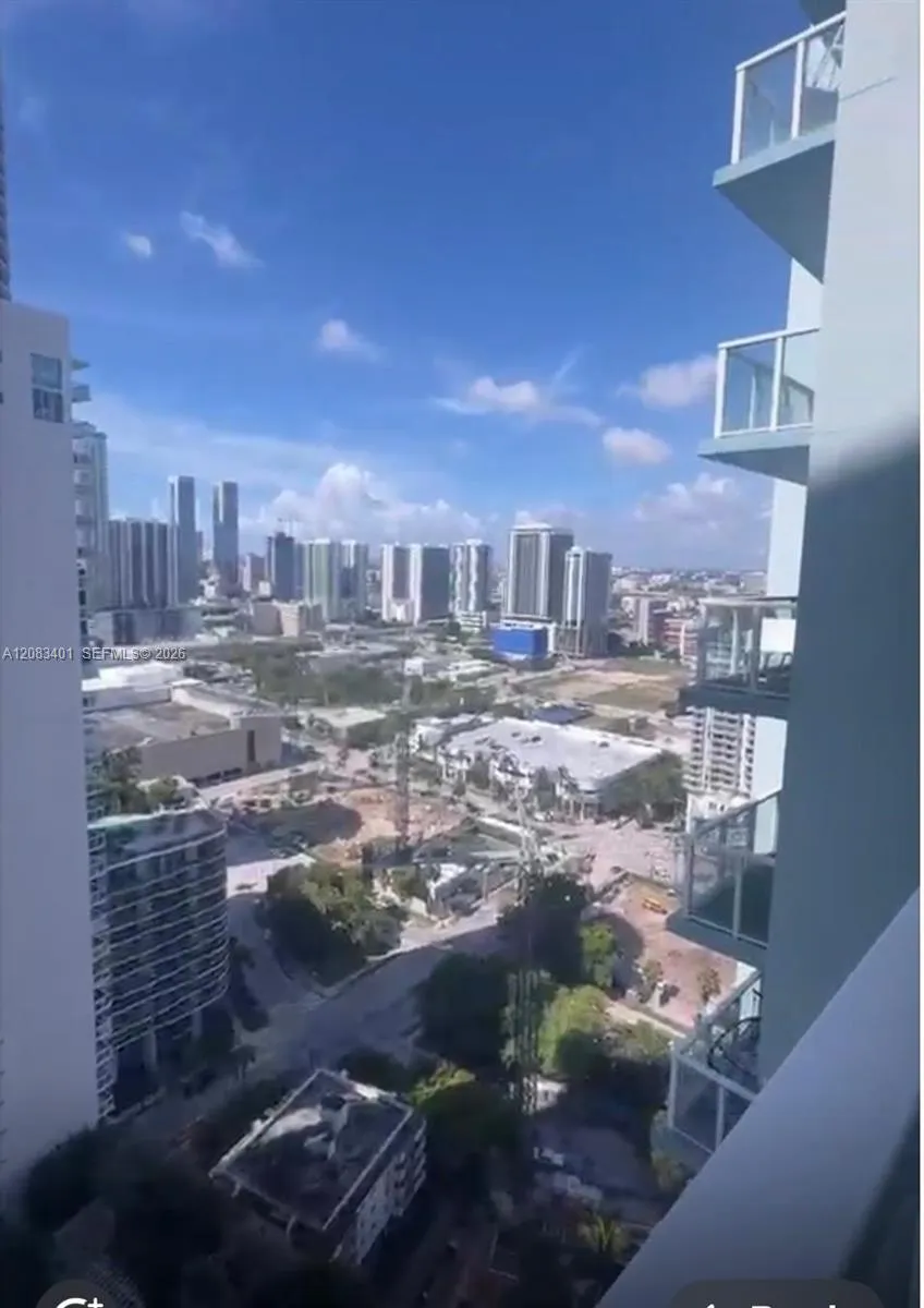 1900 Bayshore Dr #3007 Miami, FL 33132
