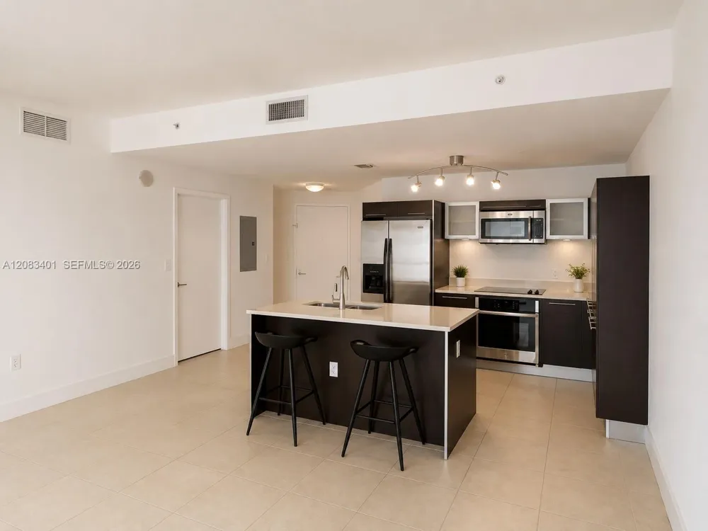 1900 Bayshore Dr #3007 Miami, FL 33132