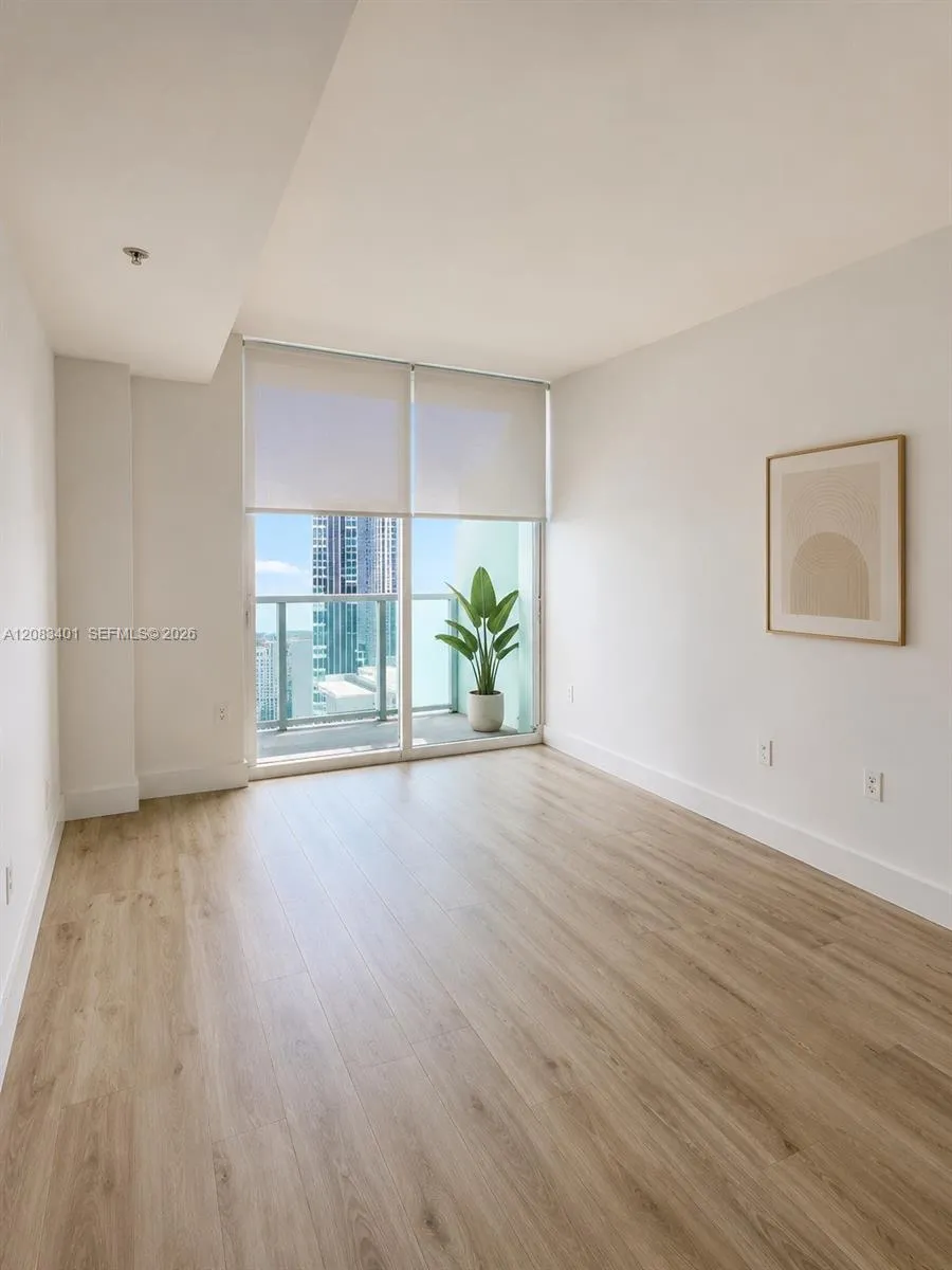 1900 Bayshore Dr #3007 Miami, FL 33132
