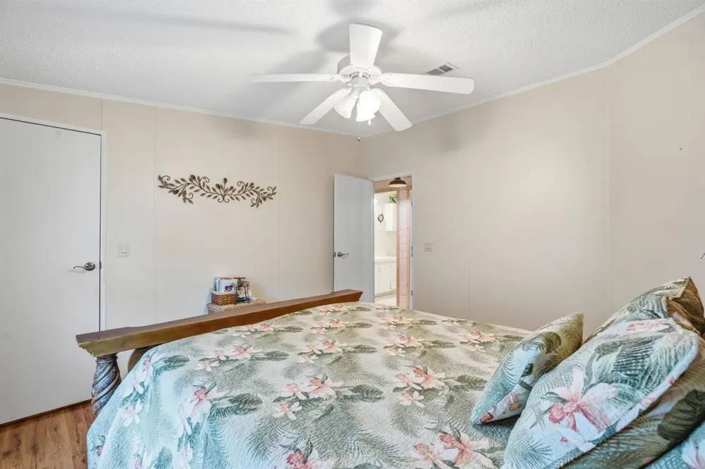 2502 SW VERSAILLES TERRACE Stuart, FL 34997