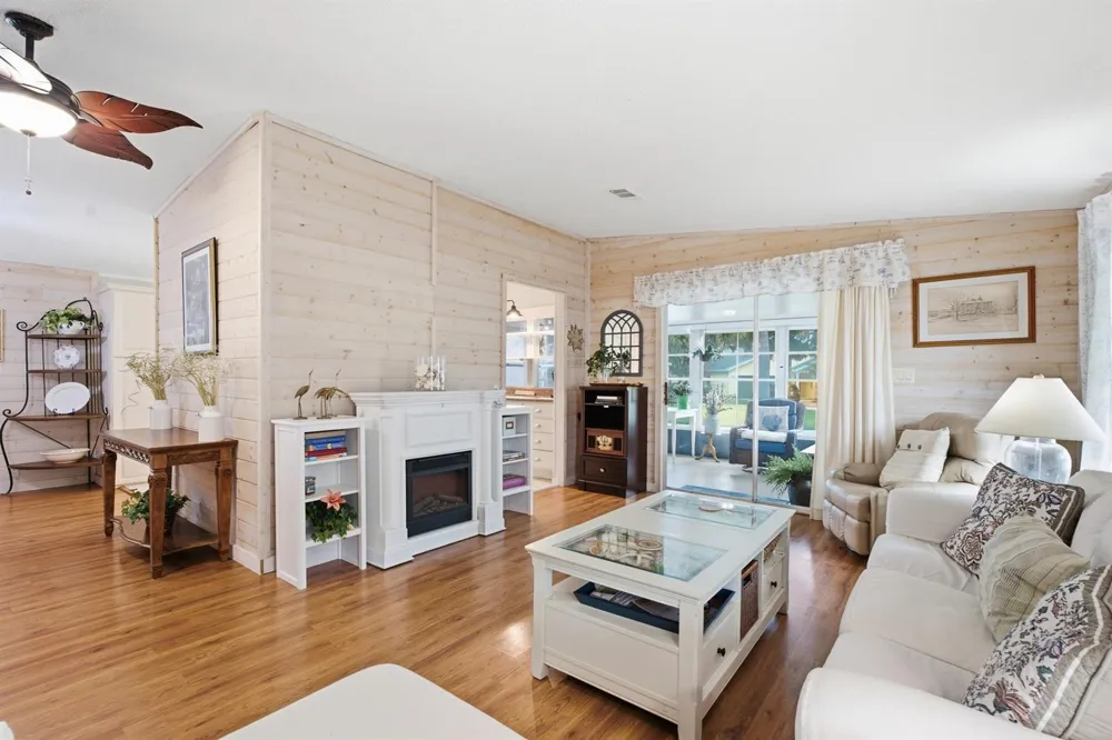 2502 SW VERSAILLES TERRACE Stuart, FL 34997
