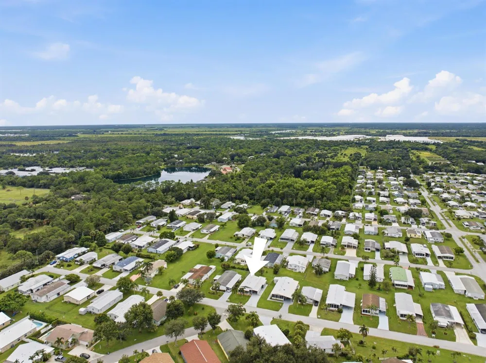2502 SW VERSAILLES TERRACE Stuart, FL 34997