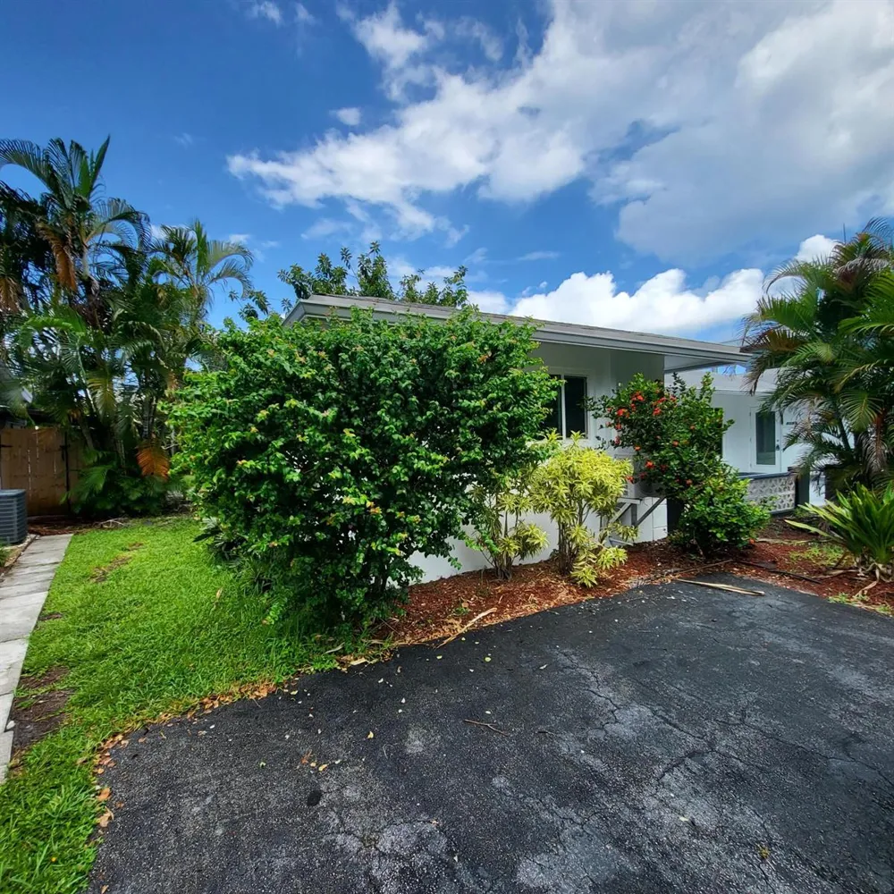 811 NW 30th Court #811A Wilton Manors, FL 33311