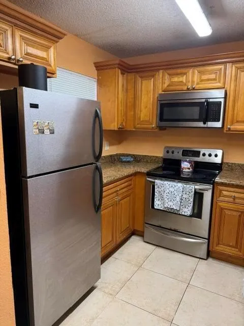 1480 WINDORAH WAY #B West Palm Beach, FL 33411