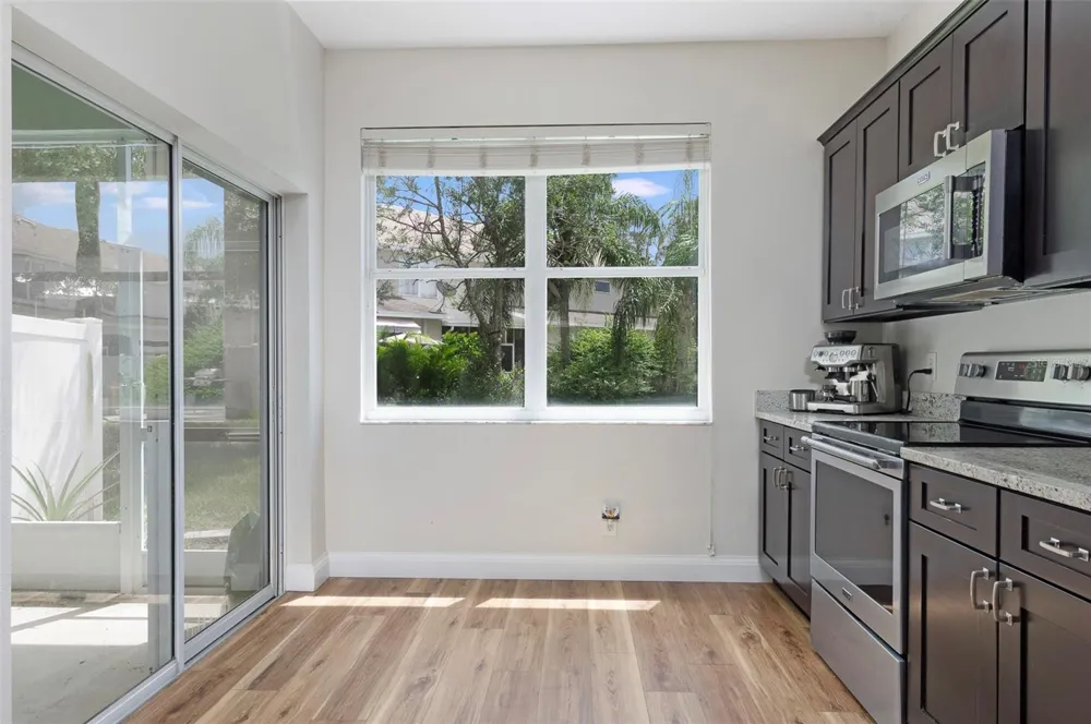 570 VALLANCE WAY NE St Petersburg, FL 33716