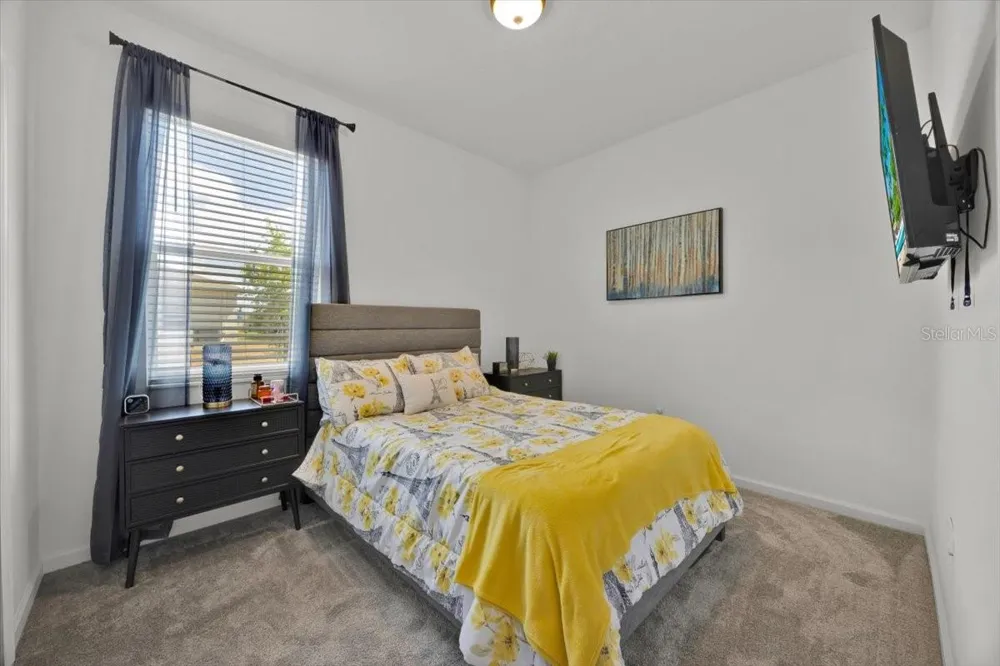 717 CITRUS RESERVE BOULEVARD Davenport, FL 33837