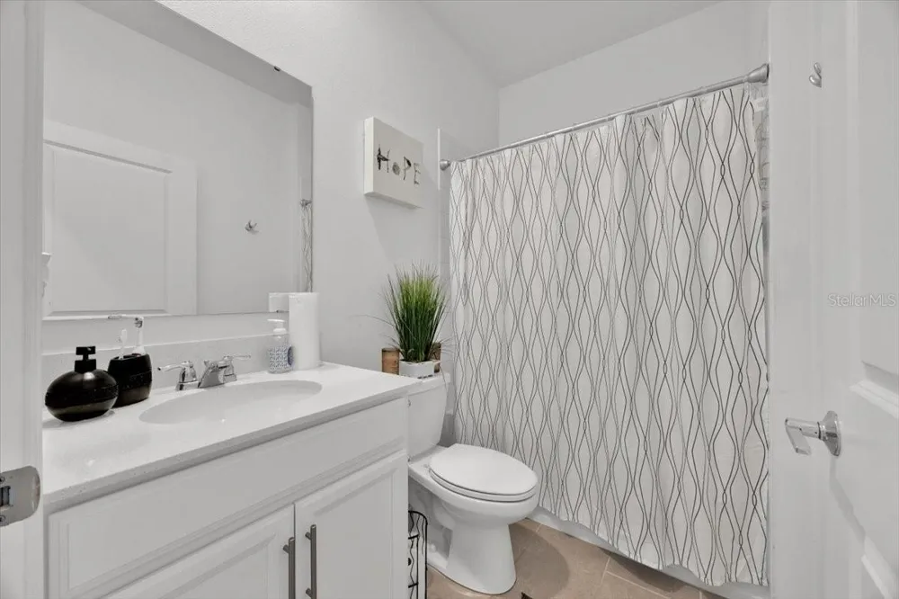 717 CITRUS RESERVE BOULEVARD Davenport, FL 33837