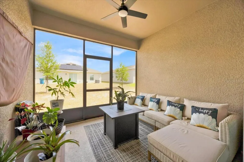 717 CITRUS RESERVE BOULEVARD Davenport, FL 33837