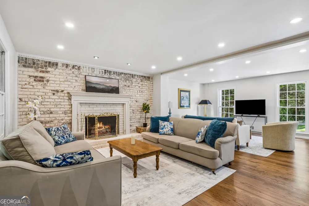 2034 Starfire DR NE Atlanta, GA 30345