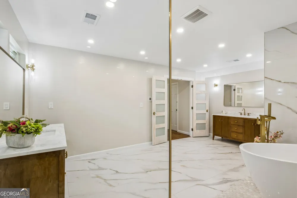 2034 Starfire DR NE Atlanta, GA 30345