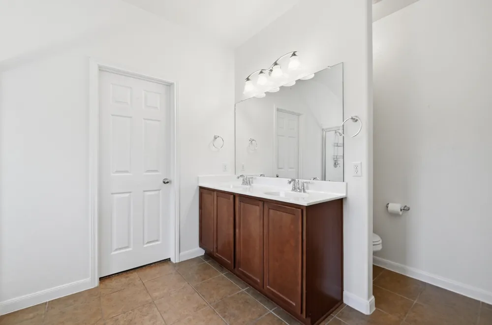 170 Wallops Kyle, TX 78640