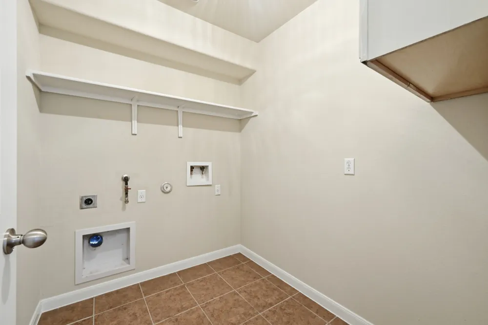 170 Wallops Kyle, TX 78640