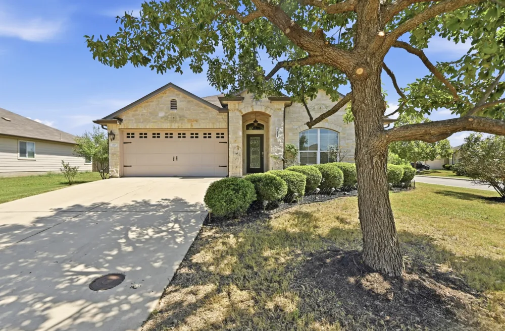 170 Wallops Kyle, TX 78640