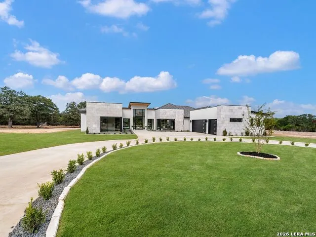 59 RANCH HEIGHTS Fair Oaks Ranch, TX 78015