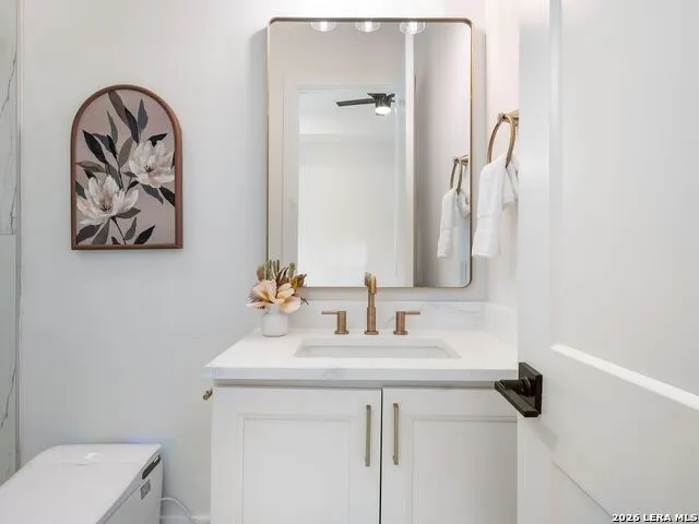 59 RANCH HEIGHTS Fair Oaks Ranch, TX 78015