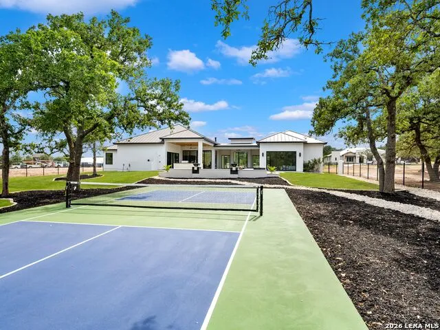 59 RANCH HEIGHTS Fair Oaks Ranch, TX 78015