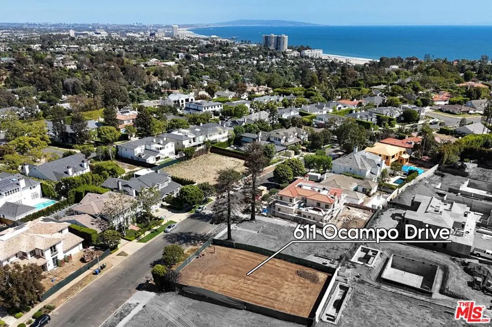 611 Ocampo Drive Los Angeles, CA 90272