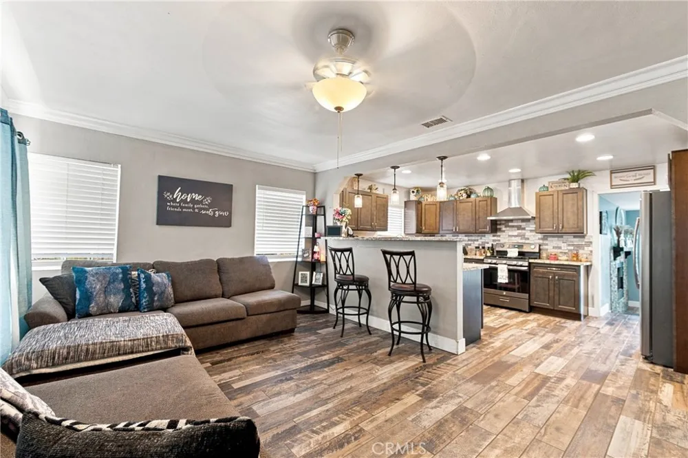 13009 9th Chino, CA 91710