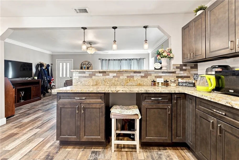 13009 9th Chino, CA 91710