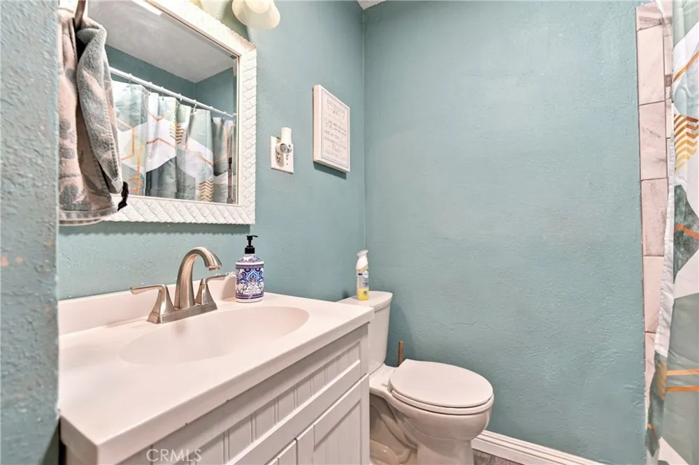 13009 9th Chino, CA 91710
