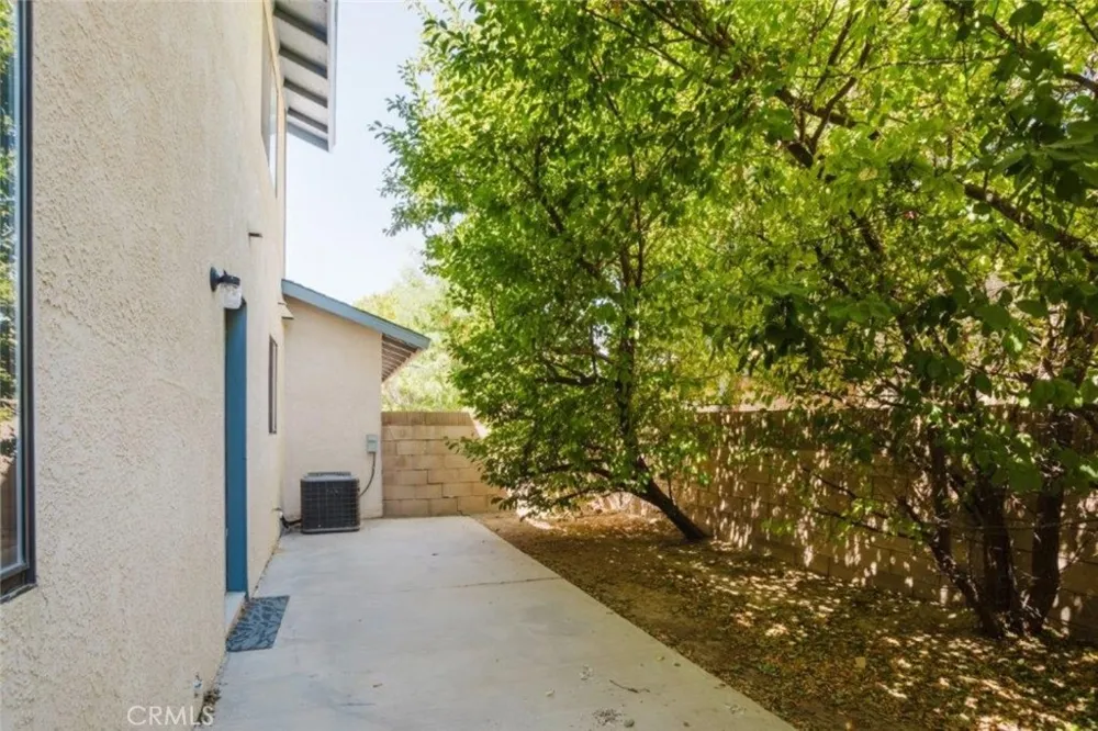 43840 Bobby Jones Drive #2 Lancaster, CA 93536