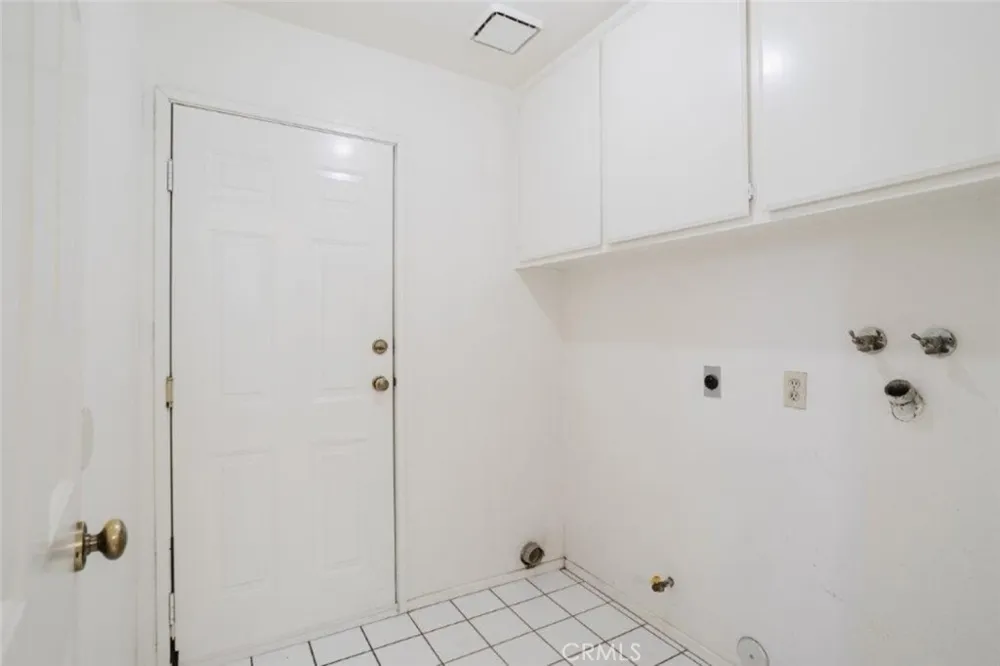 43840 Bobby Jones Drive #2 Lancaster, CA 93536