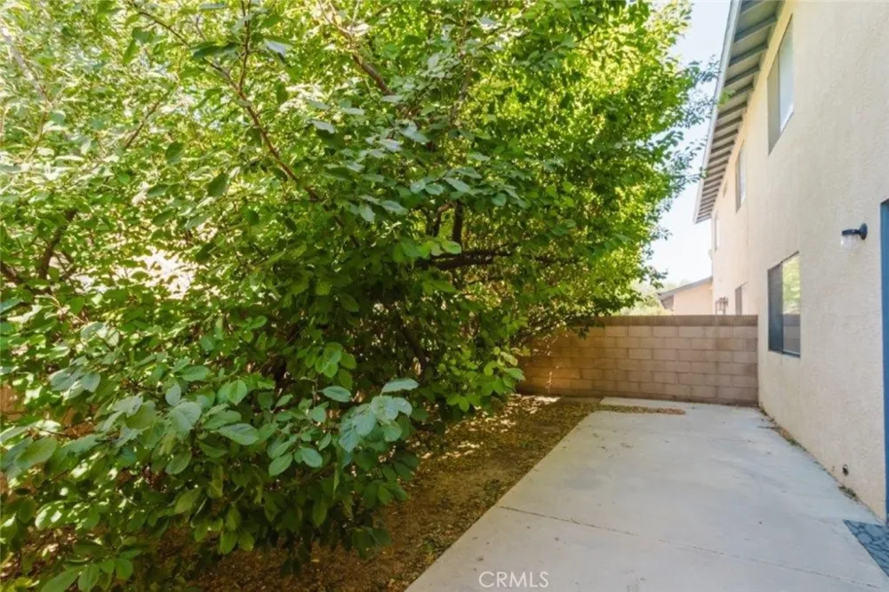 43840 Bobby Jones Drive #2 Lancaster, CA 93536
