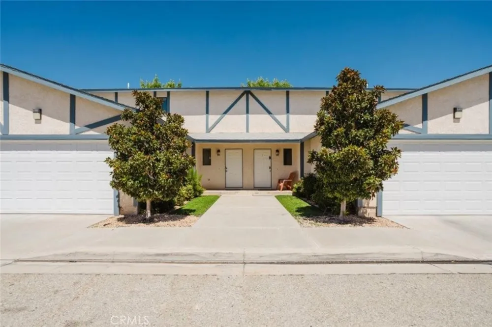 43840 Bobby Jones Drive #2 Lancaster, CA 93536