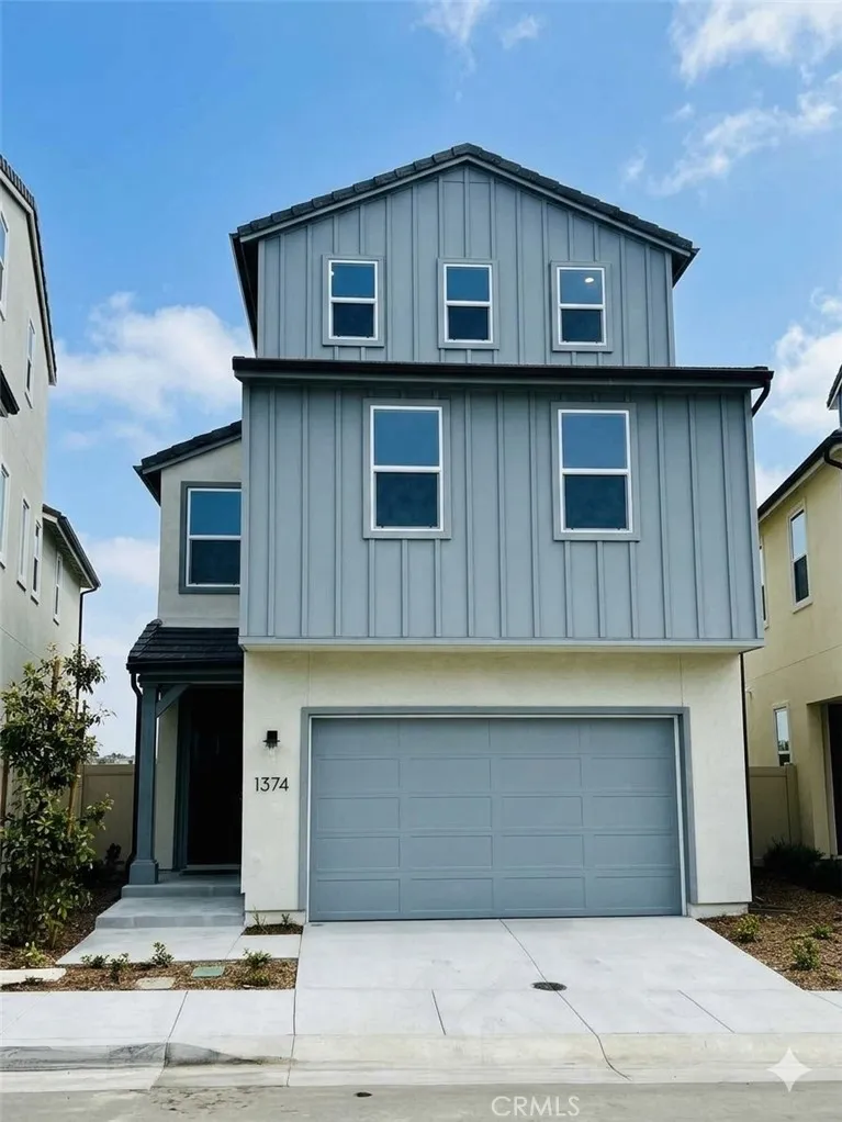 1374 Blue Port Way Oceanside, CA 92054