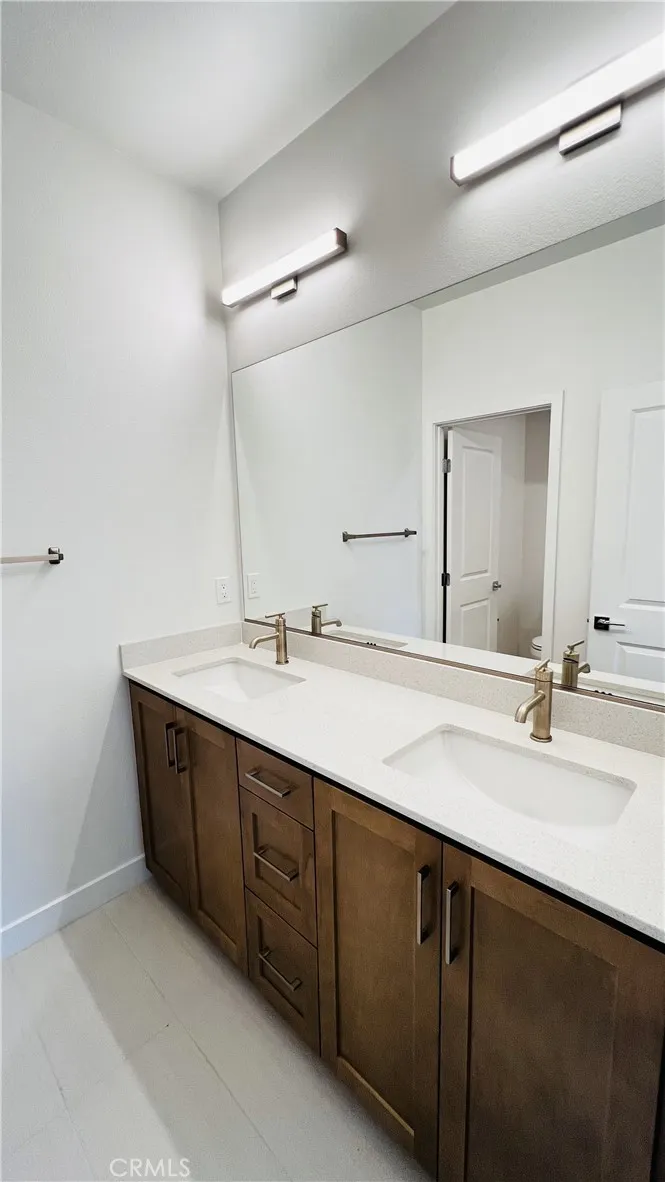 1374 Blue Port Way Oceanside, CA 92054