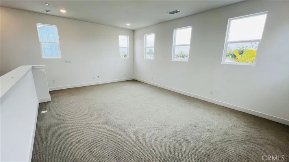 1374 Blue Port Way Oceanside, CA 92054