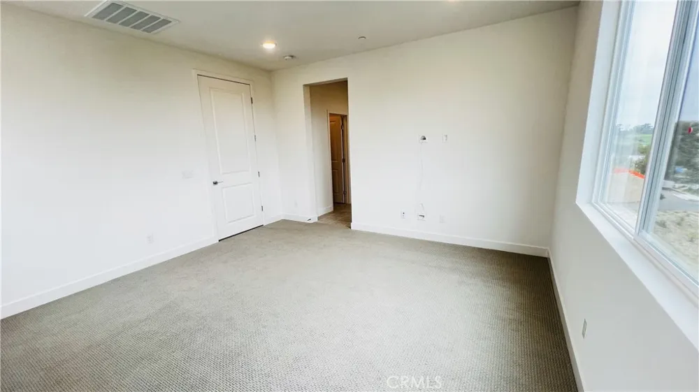 1374 Blue Port Way Oceanside, CA 92054