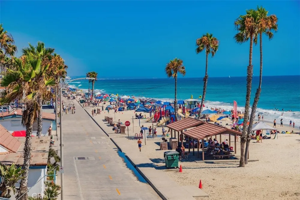 1374 Blue Port Way Oceanside, CA 92054