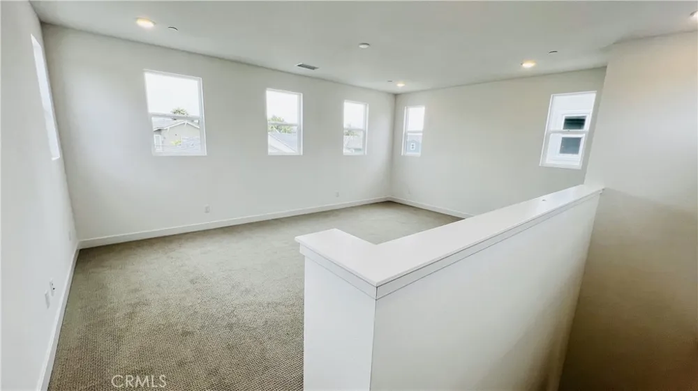 1374 Blue Port Way Oceanside, CA 92054