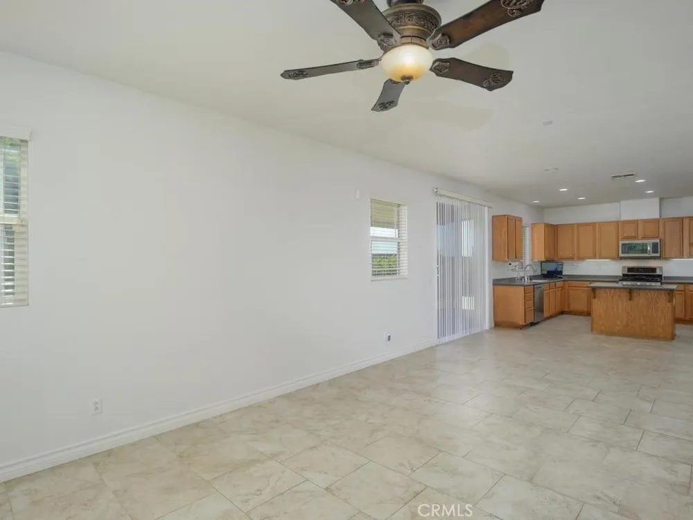 6895 Caitlin San Bernardino, CA 92407