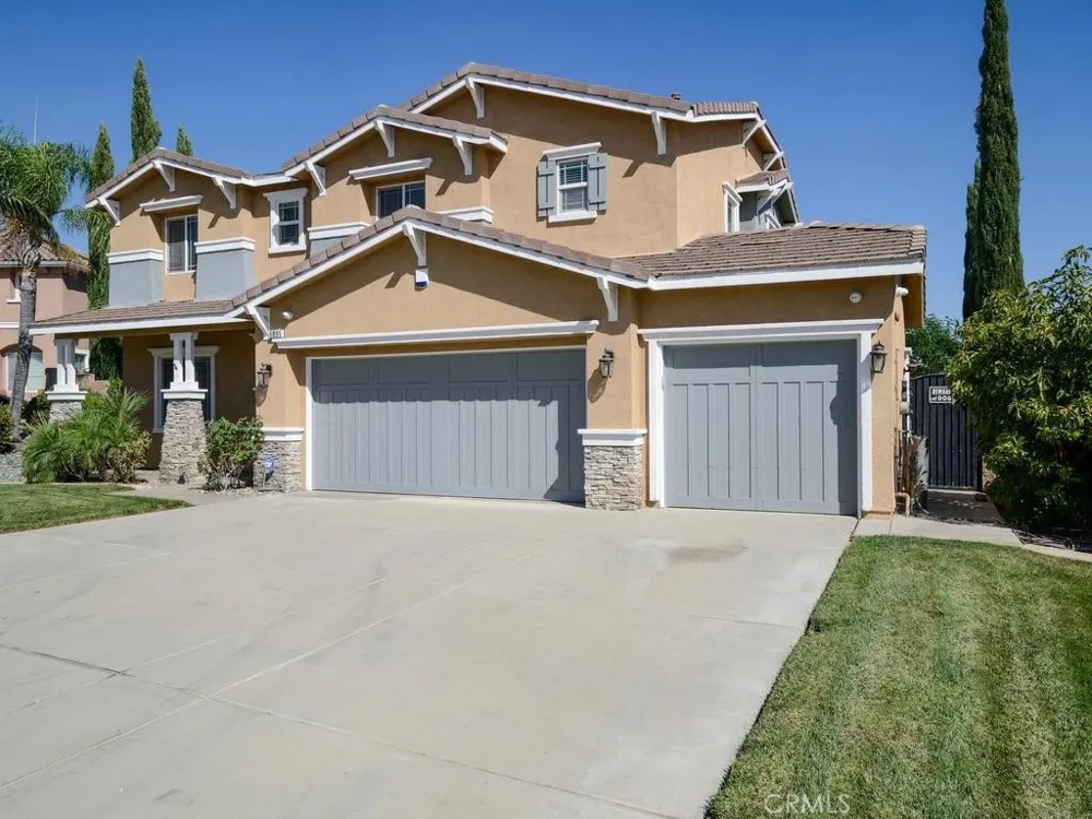 6895 Caitlin San Bernardino, CA 92407