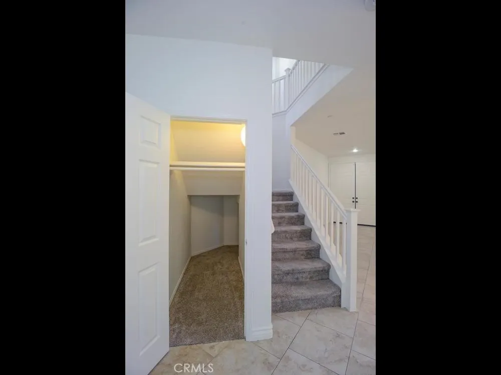 6895 Caitlin San Bernardino, CA 92407