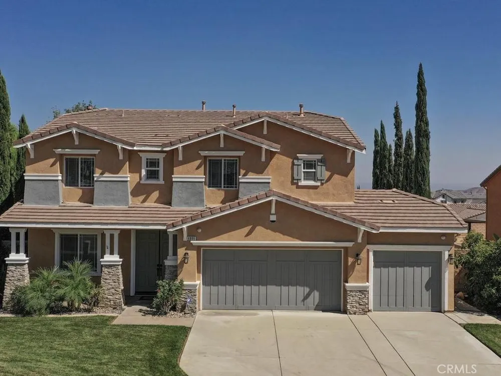 6895 Caitlin San Bernardino, CA 92407