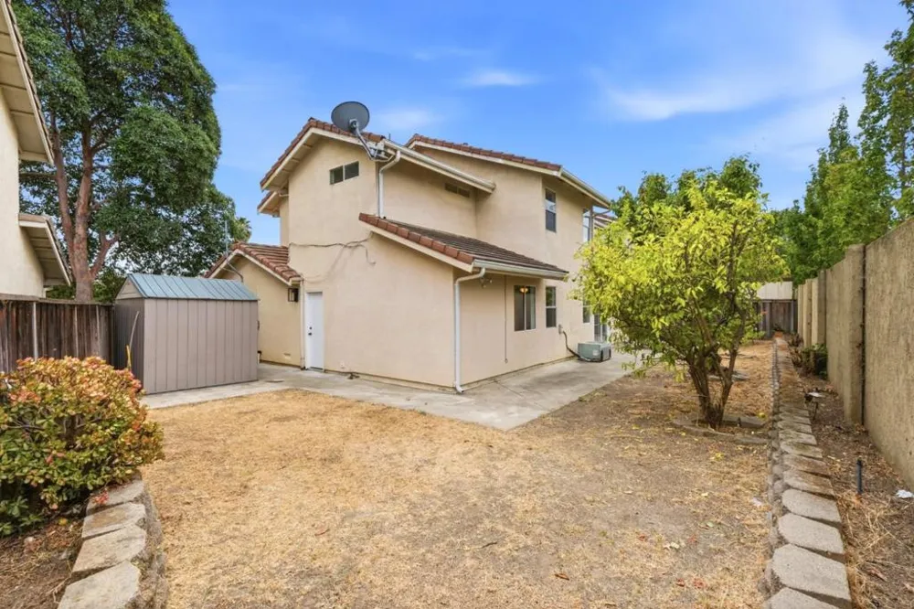 24933 Avocado Court Hayward, CA 94544