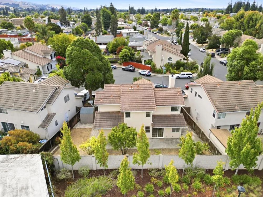 24933 Avocado Court Hayward, CA 94544