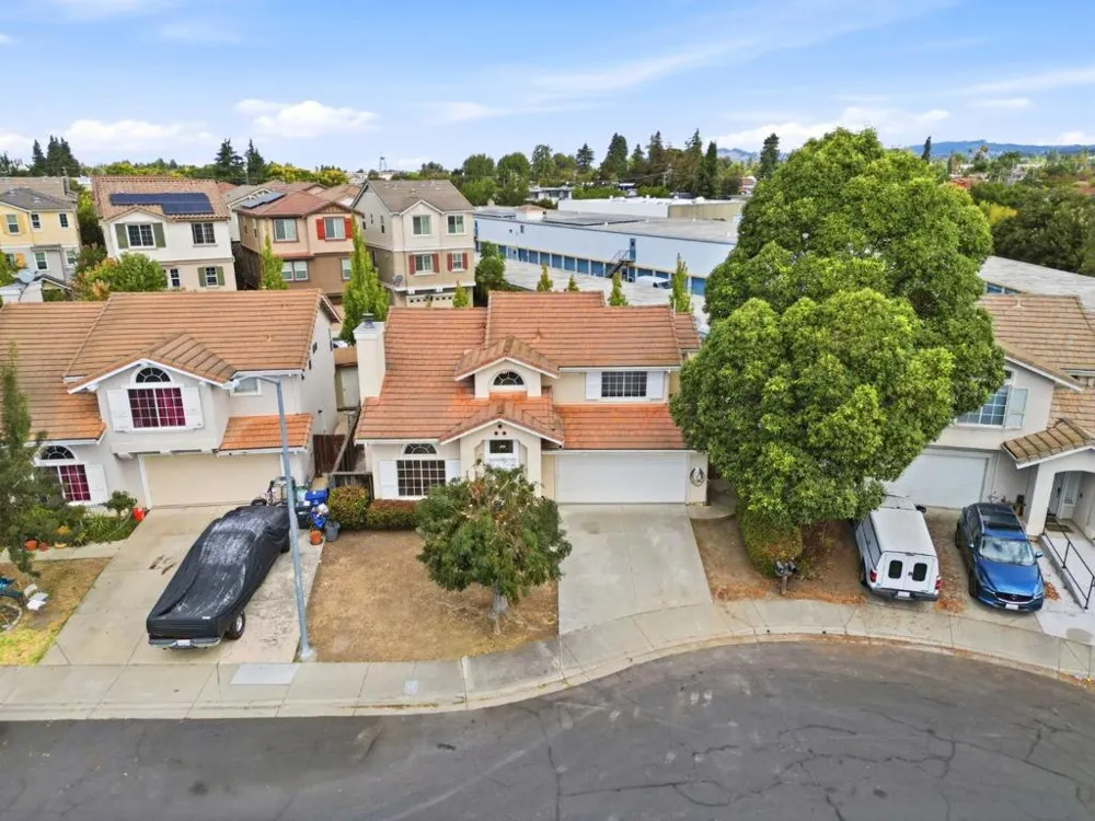 24933 Avocado Court Hayward, CA 94544