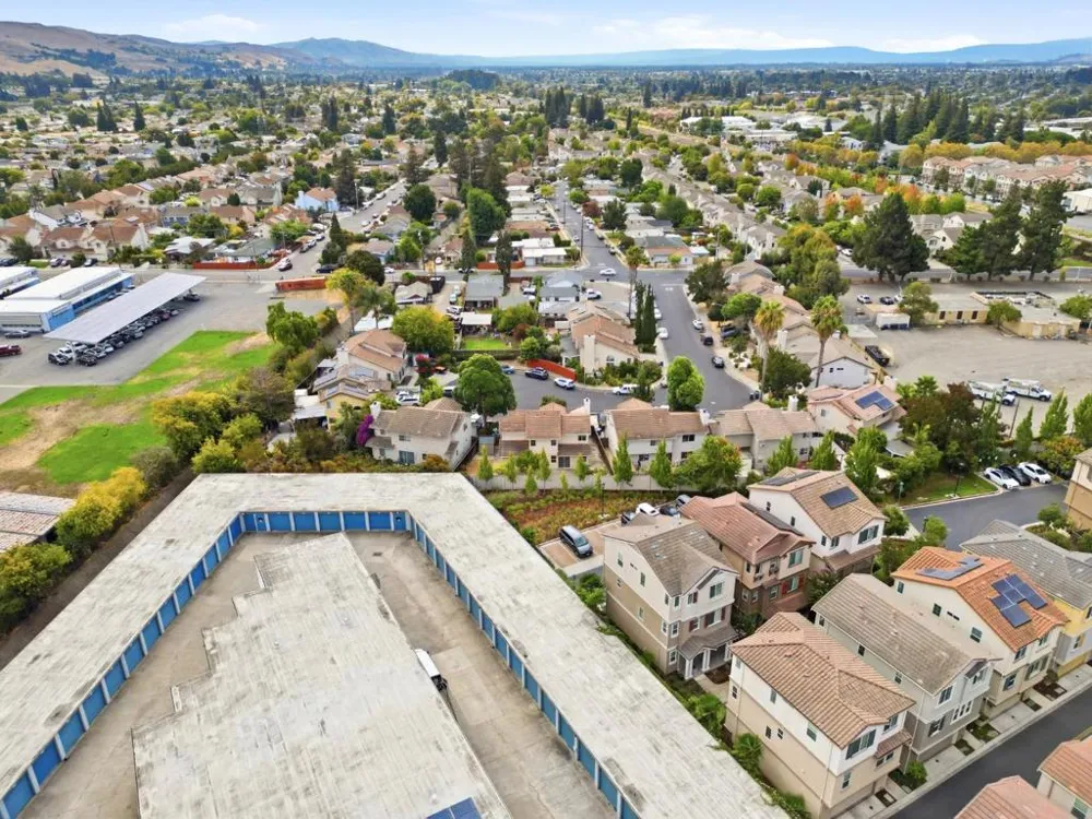 24933 Avocado Court Hayward, CA 94544