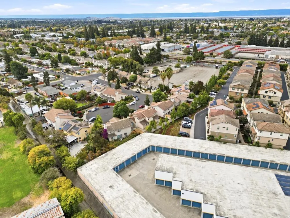 24933 Avocado Court Hayward, CA 94544