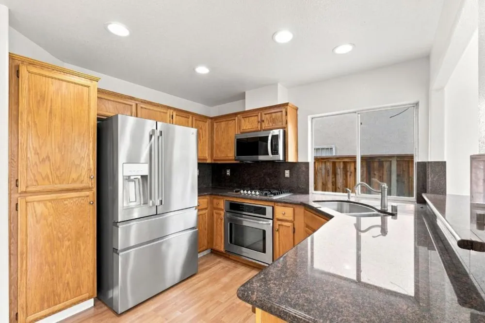 24933 Avocado Court Hayward, CA 94544