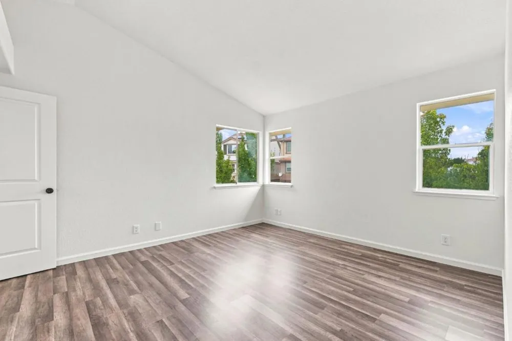 24933 Avocado Court Hayward, CA 94544