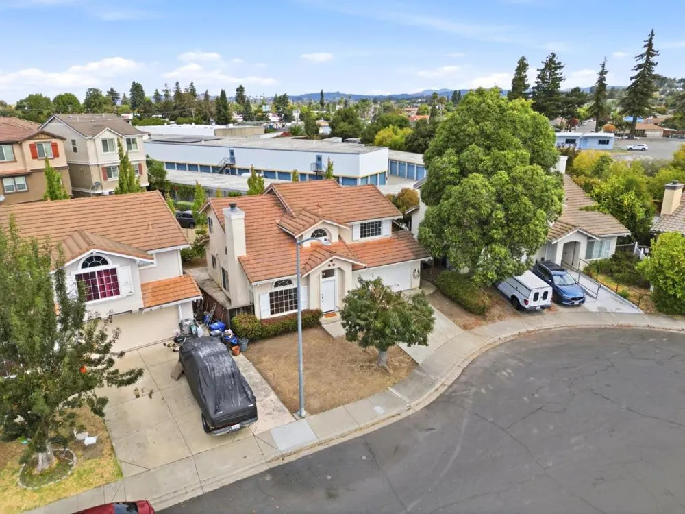 24933 Avocado Court Hayward, CA 94544