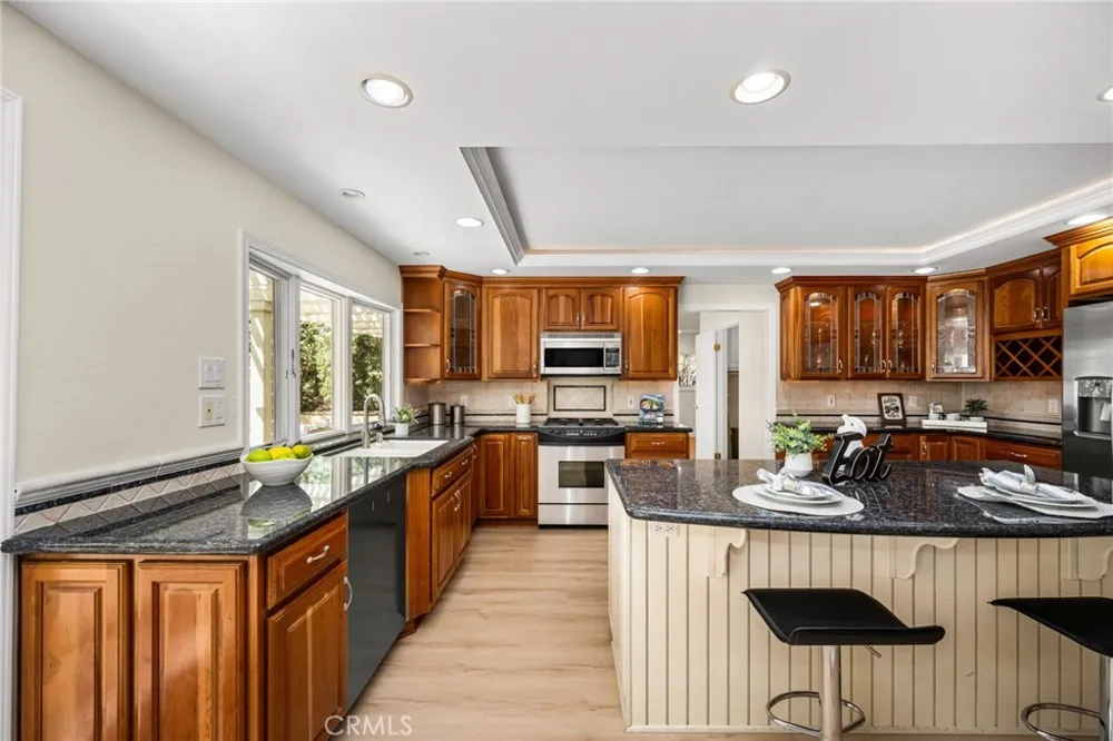 5121 Santa Fe Street Yorba Linda, CA 92886