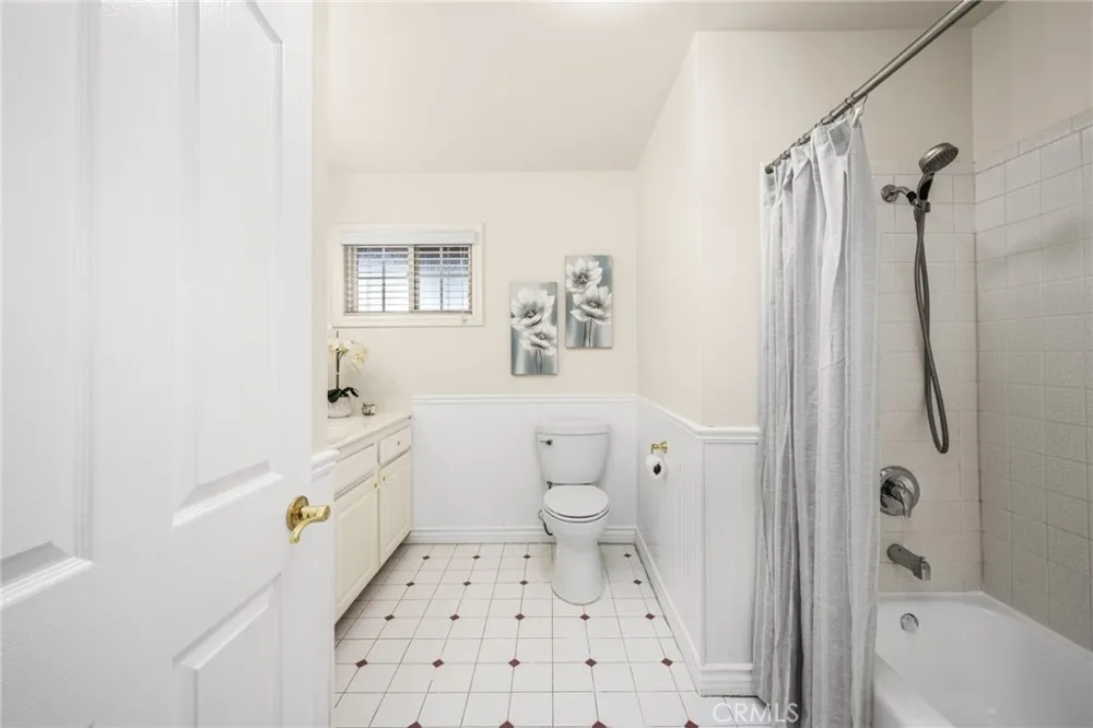 5121 Santa Fe Street Yorba Linda, CA 92886